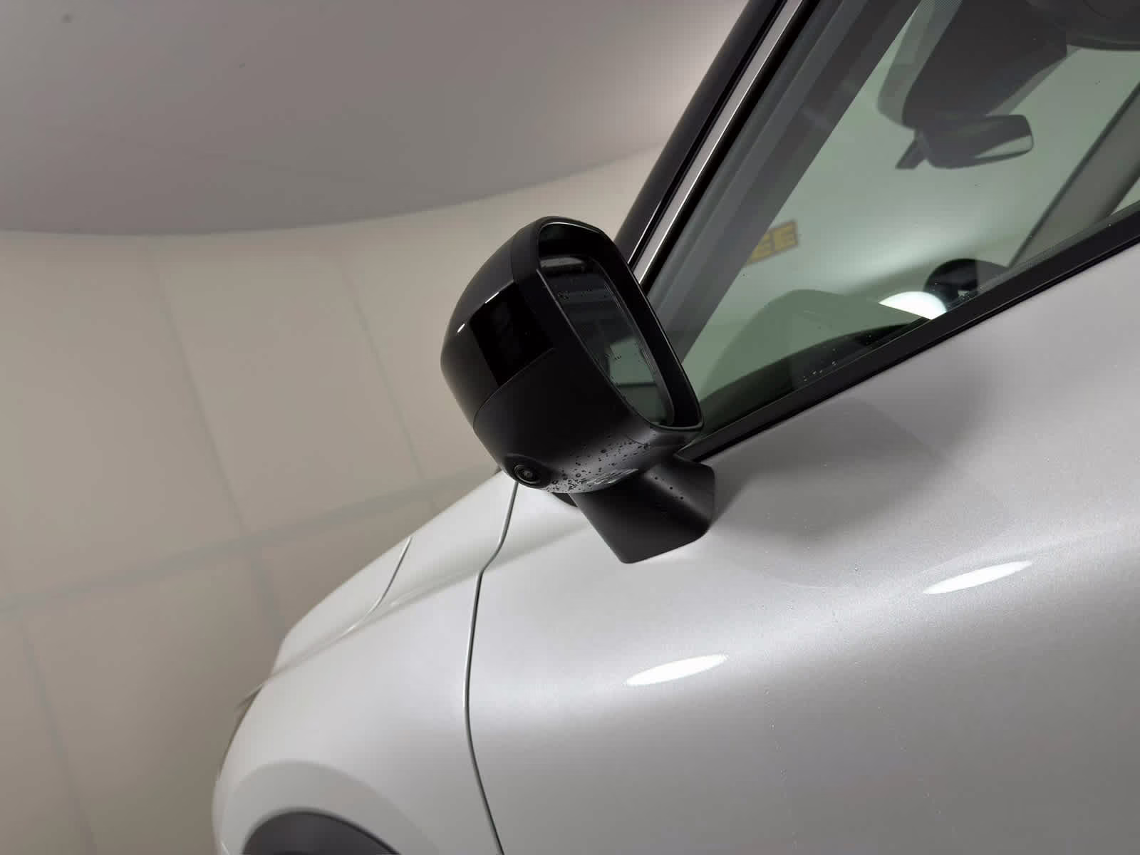 2026 Everest White Pearl Tricoat Nissan Rogue Dark Armor FWD SUV