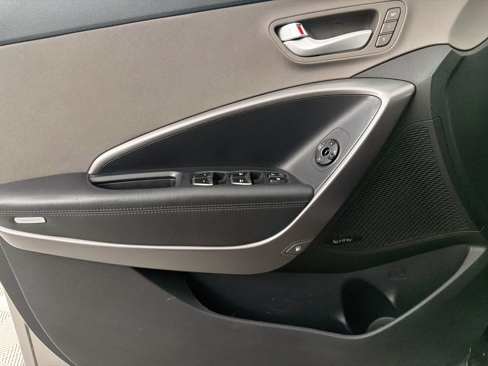 2015 Mineral Gray Hyundai Santa Fe Sport FWD SUV