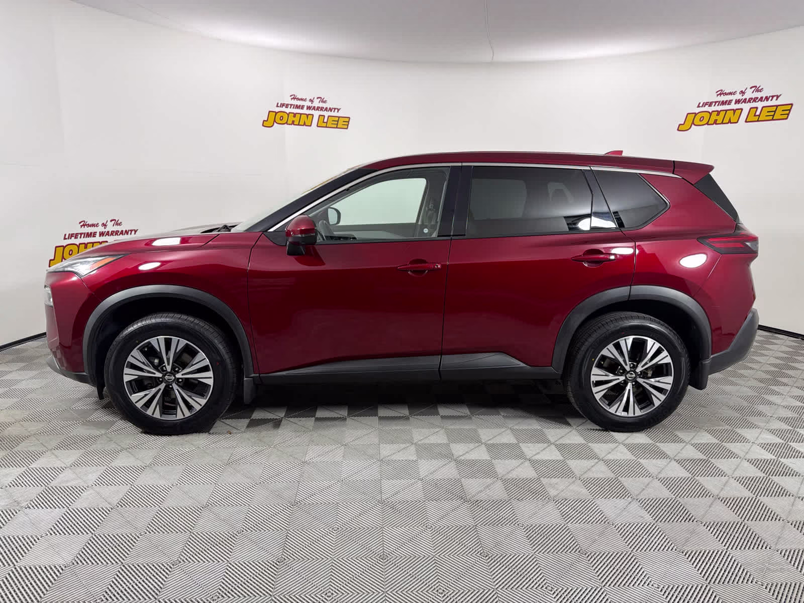 2021 Scarlet Ember Tintcoat Nissan Rogue SV FWD SUV