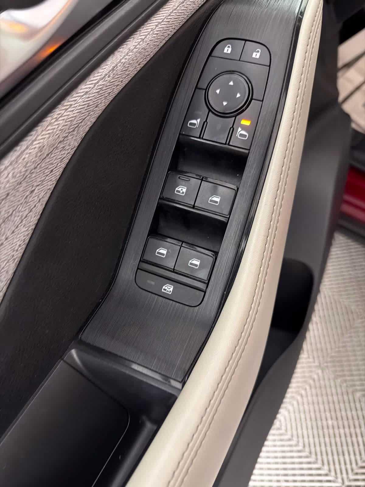 2021 Scarlet Ember Tintcoat Nissan Rogue SV FWD SUV
