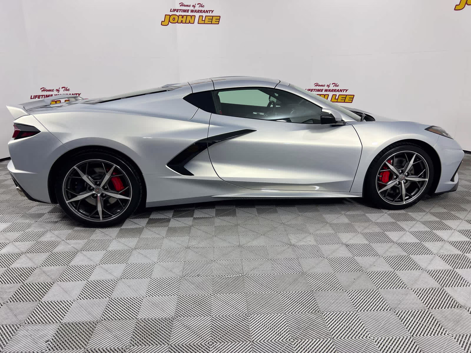 2021 Silver Flare Metallic Chevrolet Corvette 2LT RWD Sedan