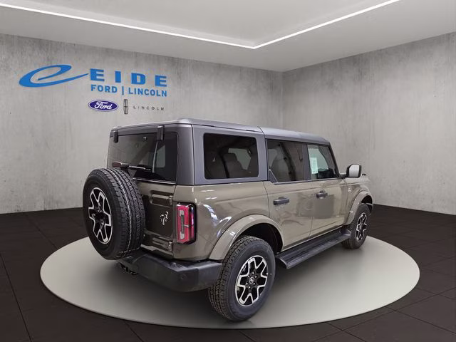 2026 Marsh Gray Ford Bronco Outer Banks 4X4 SUV