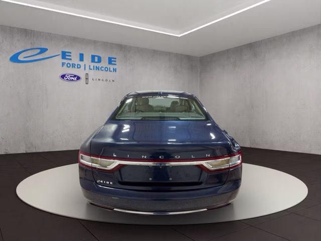 2017 Midnight Sapphire Blue Metallic Lincoln Continental Reserve AWD Sedan