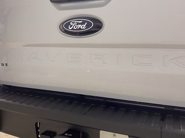 2026 Space White Metallic Ford Maverick XLT AWD Truck