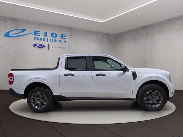 2026 Space White Metallic Ford Maverick XLT AWD Truck