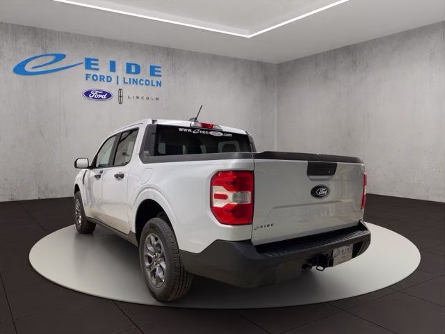 2026 Space White Metallic Ford Maverick XLT AWD Truck