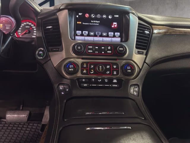 2016 Light Steel Gray Metallic GMC Yukon XL Denali 4X4 SUV