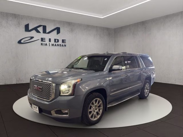 2016 Light Steel Gray Metallic GMC Yukon XL Denali 4X4 SUV