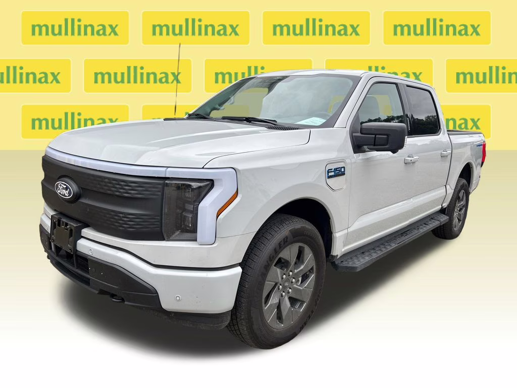 2024 Avalanche Ford F-150 Lightning Flash AWD Truck