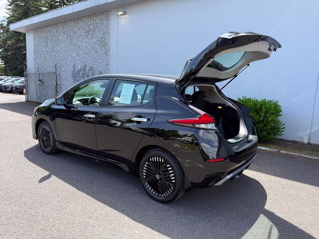2024 Super Black Nissan LEAF SV Plus FWD Hatchback