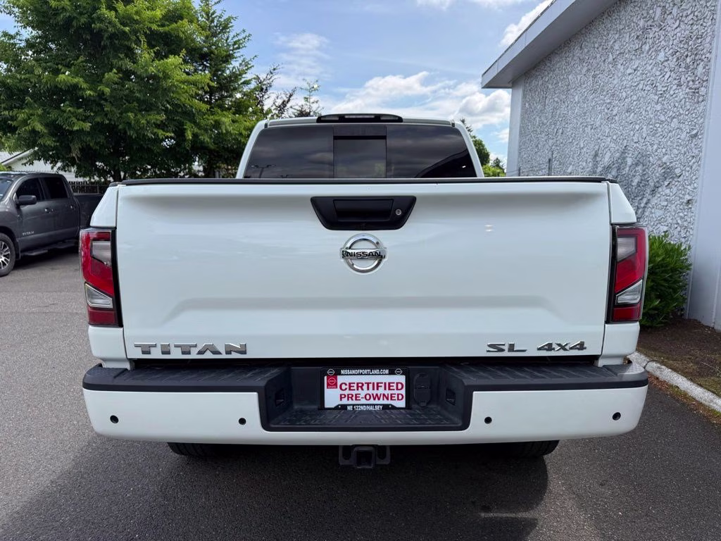 2021 Pearl White Metallic Nissan Titan SL 4X4 Truck