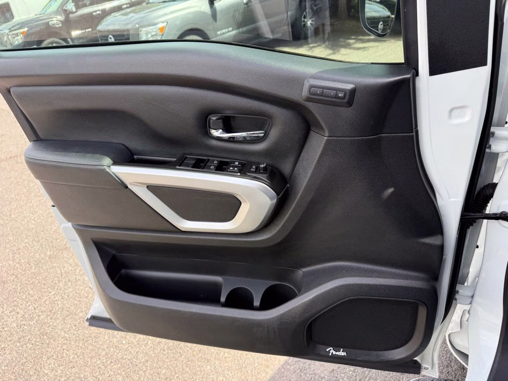 2021 Pearl White Metallic Nissan Titan SL 4X4 Truck