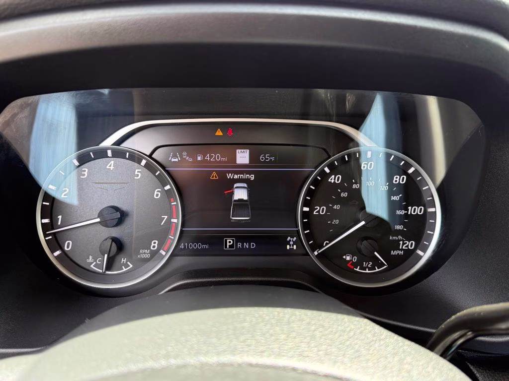 2021 Pearl White Metallic Nissan Titan SL 4X4 Truck