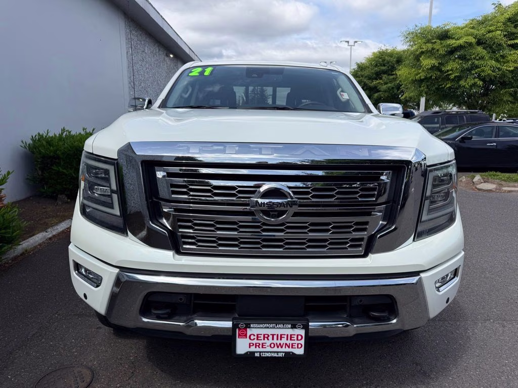 2021 Pearl White Metallic Nissan Titan SL 4X4 Truck