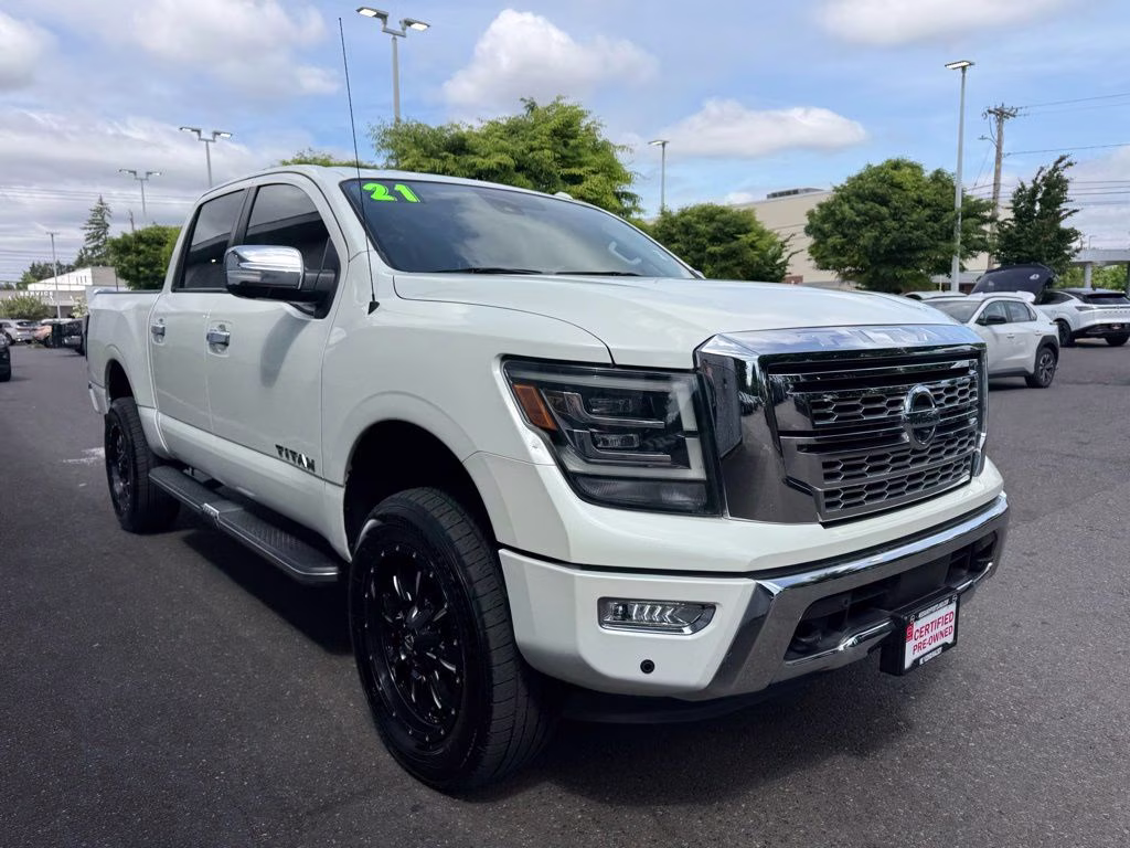 2021 Pearl White Metallic Nissan Titan SL 4X4 Truck