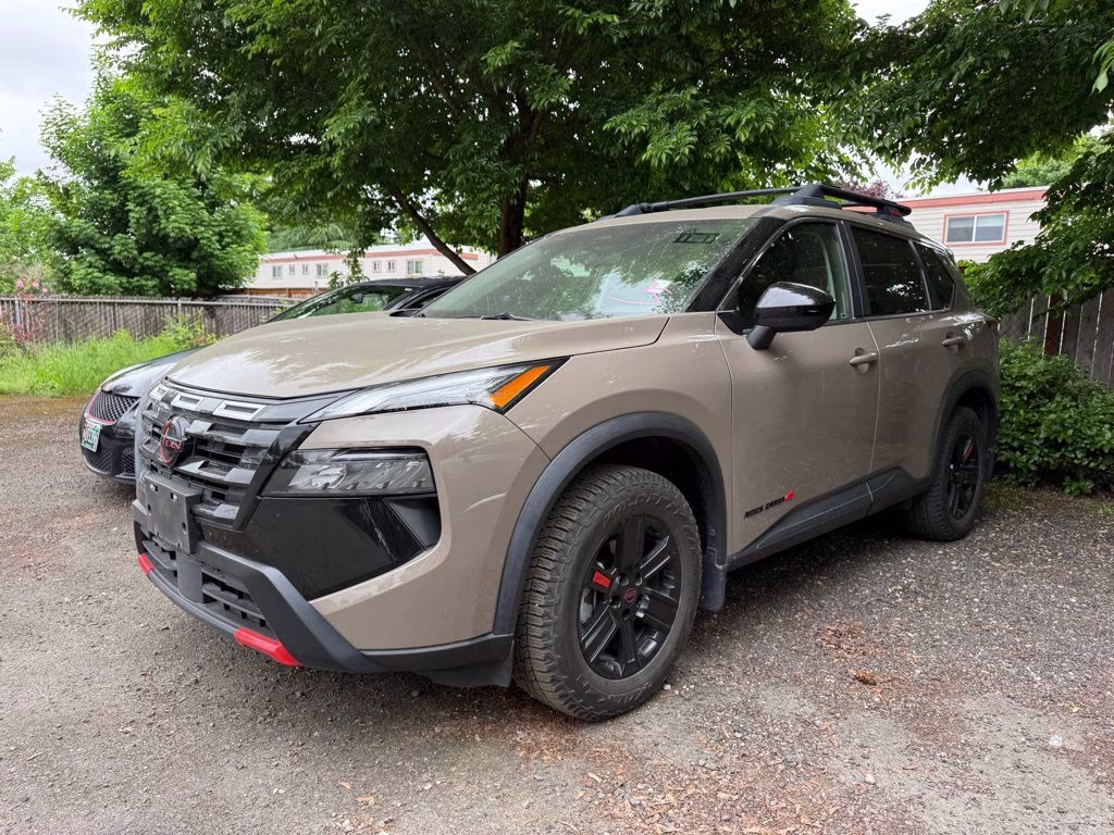 2025 Nissan Rogue Rock Creek AWD's photo