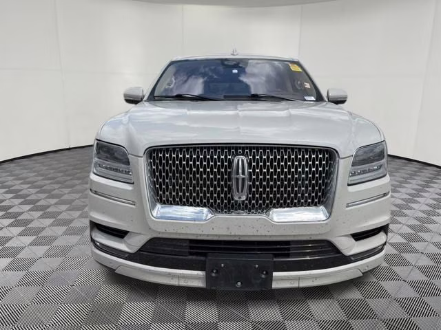 2020 Ceramic White Lincoln Navigator L Reserve 4X4 SUV
