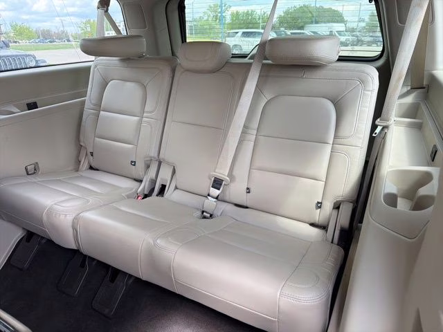 2020 Ceramic White Lincoln Navigator L Reserve 4X4 SUV
