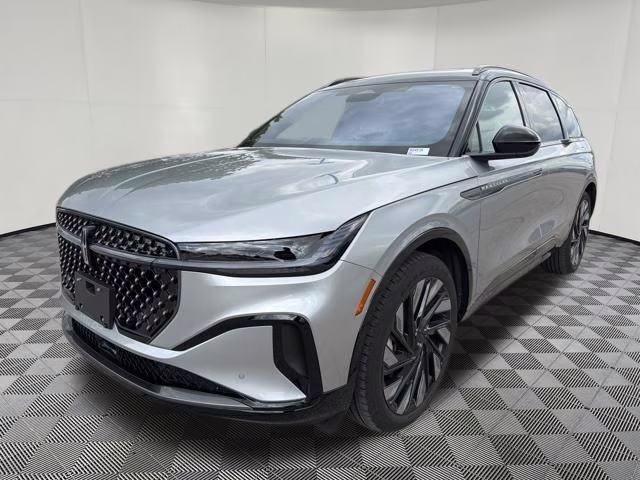 2025 Radiance Metallic Lincoln Nautilus Reserve AWD SUV