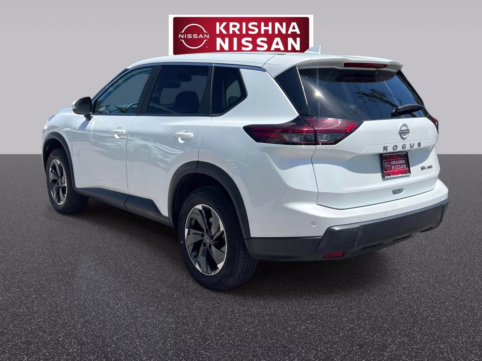 2024 White/off-white Nissan Rogue SV AWD SUV