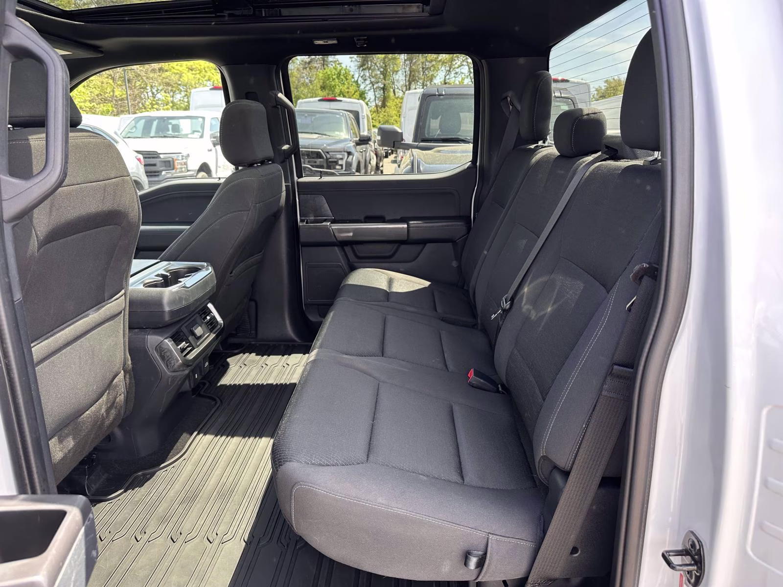 2023 Oxford White Ford F-150 XLT 2WD SuperCrew 5.5' Box RWD Truck
