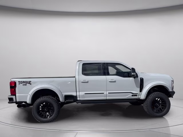 2026 Avalanche Ford Super Duty F-250 SRW Torque 1200 4X4 Truck