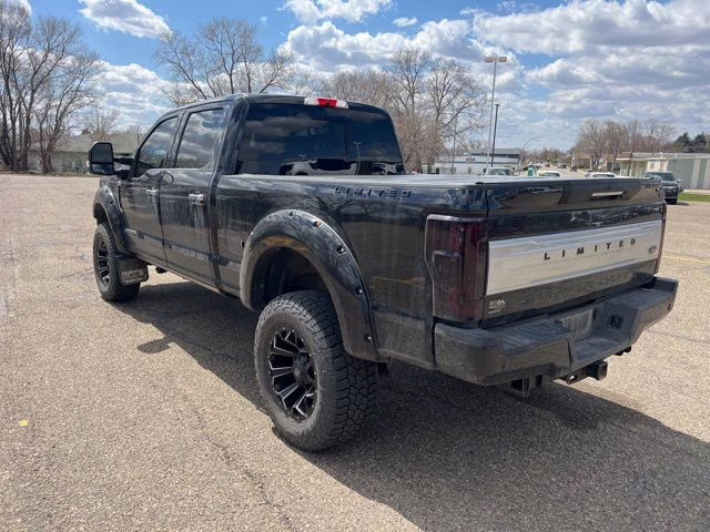 2019 Black Metallic Ford Super Duty F-250 SRW Limited 4X4 Truck