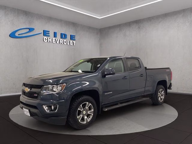 2019 Shadow Gray Metallic Chevrolet Colorado Z71 4X4 Truck