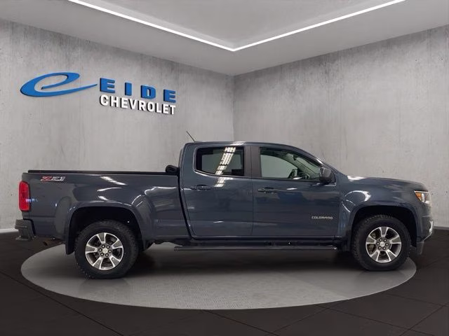 2019 Shadow Gray Metallic Chevrolet Colorado Z71 4X4 Truck