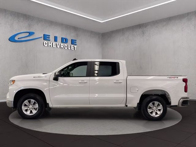 2024 Summit White Chevrolet Silverado 1500 LT 4X4 Truck
