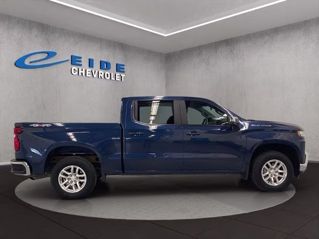 2022 Northsky Blue Metallic Chevrolet Silverado 1500 LTD LT 4X4 Truck