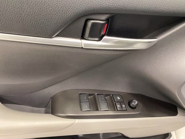 2023 Ice Toyota Camry SE FWD Sedan