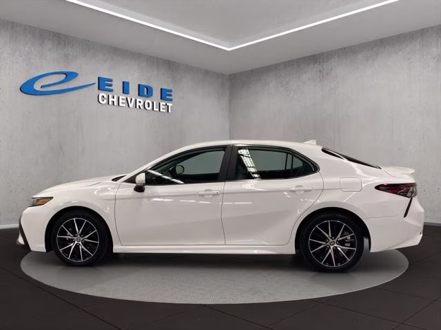 2023 Ice Toyota Camry SE FWD Sedan