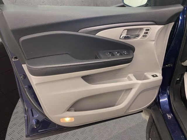 2023 Obsidian Blue Pearl Honda Ridgeline RTL-E AWD Truck