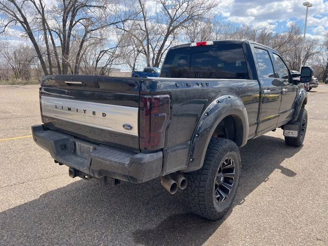 2019 Black Metallic Ford Super Duty F-250 SRW Limited 4X4 Truck