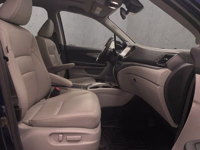 2023 Obsidian Blue Pearl Honda Ridgeline RTL-E AWD Truck