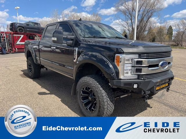 2019 Black Metallic Ford Super Duty F-250 SRW Limited 4X4 Truck