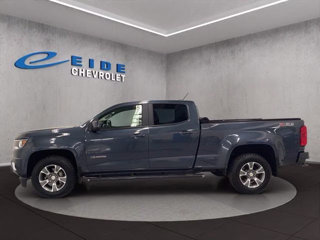 2019 Shadow Gray Metallic Chevrolet Colorado Z71 4X4 Truck