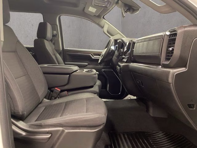 2024 Summit White Chevrolet Silverado 1500 LT 4X4 Truck