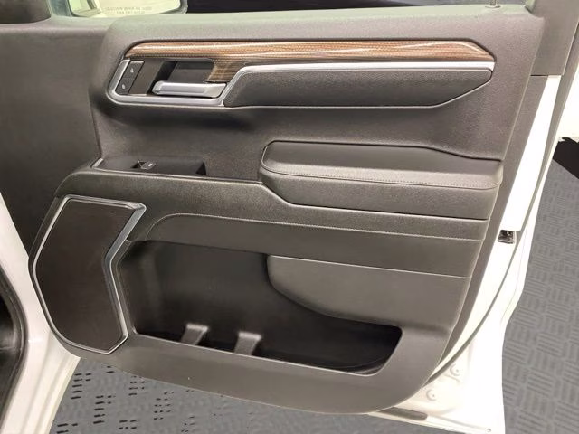 2024 Summit White Chevrolet Silverado 1500 LT 4X4 Truck