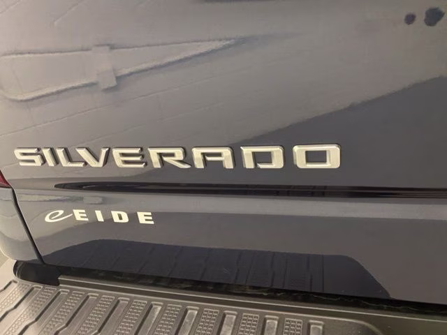 2022 Northsky Blue Metallic Chevrolet Silverado 1500 LTD LT 4X4 Truck