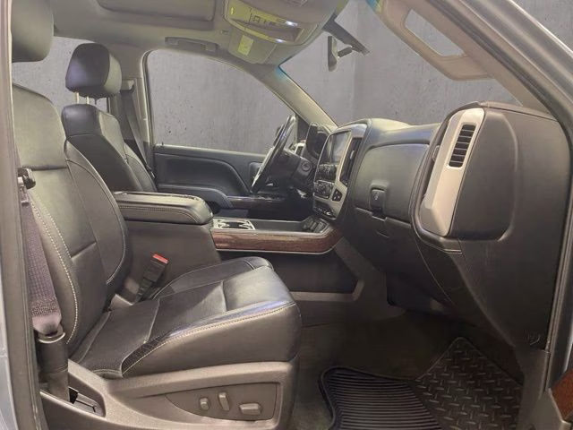 2015 Light Steel Gray Metallic GMC Sierra 1500 SLT 4X4 Truck