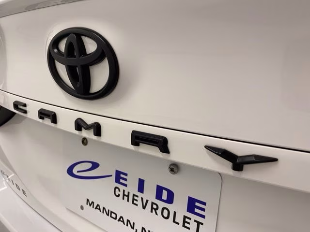 2023 Ice Toyota Camry SE FWD Sedan