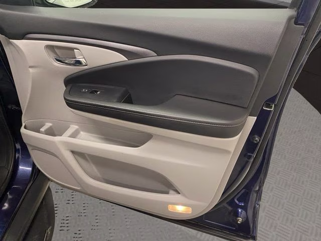 2023 Obsidian Blue Pearl Honda Ridgeline RTL-E AWD Truck