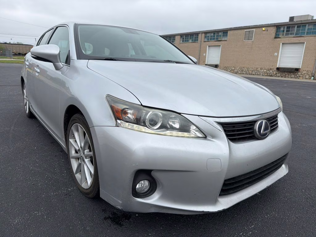 2013 Silver Lexus CT 200h FWD Hatchback