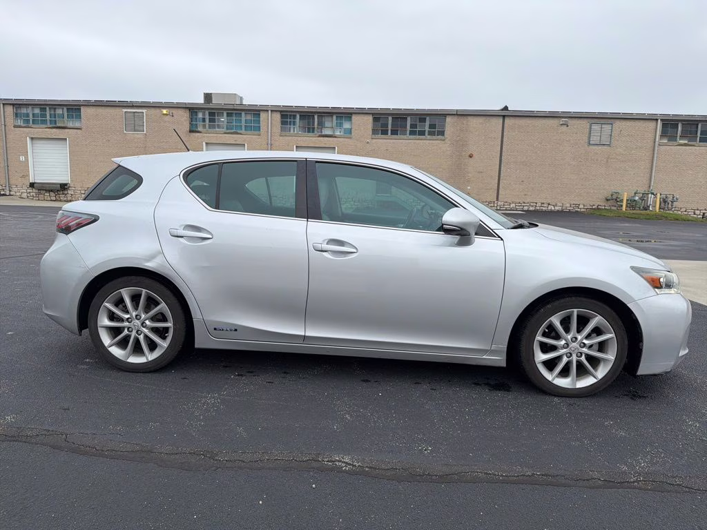 2013 Silver Lexus CT 200h FWD Hatchback