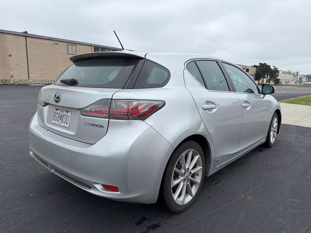 2013 Silver Lexus CT 200h FWD Hatchback