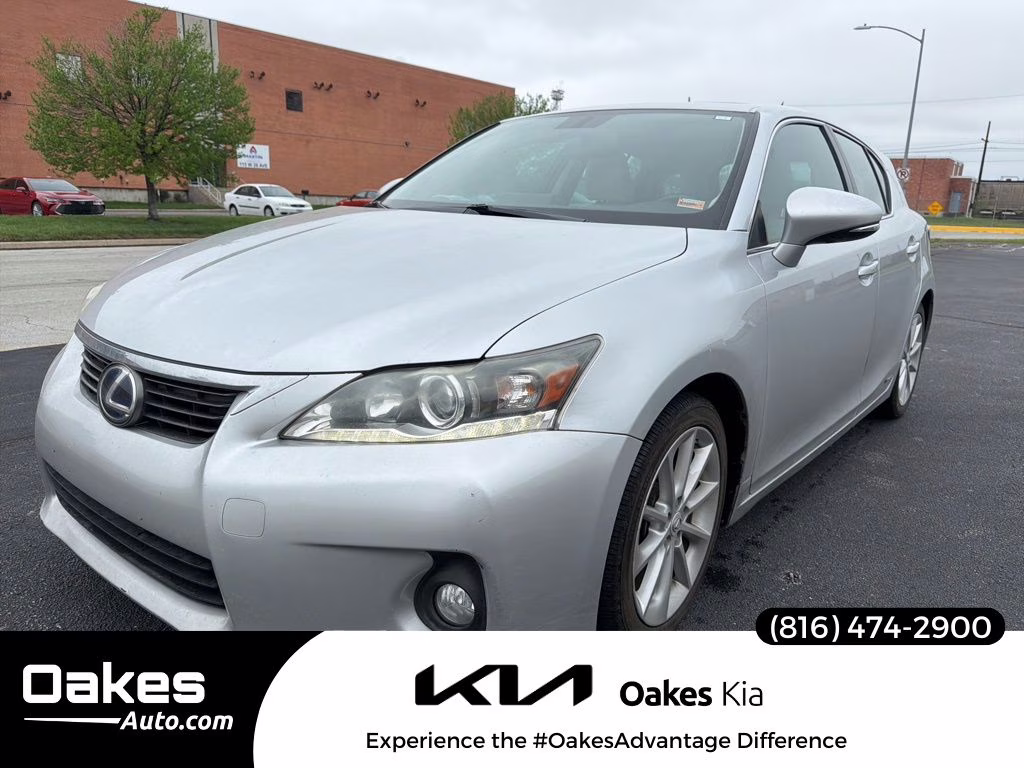 2013 Silver Lexus CT 200h FWD Hatchback