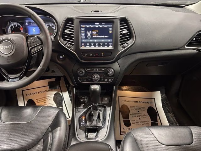 2023 Bright White Clearcoat Jeep Cherokee Altitude 4X4 SUV