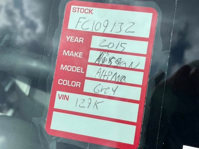 2015 Gun Metallic Nissan Altima 2.5 SV FWD Sedan